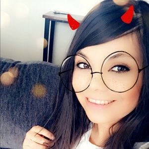 Meet your Posher, Deveny